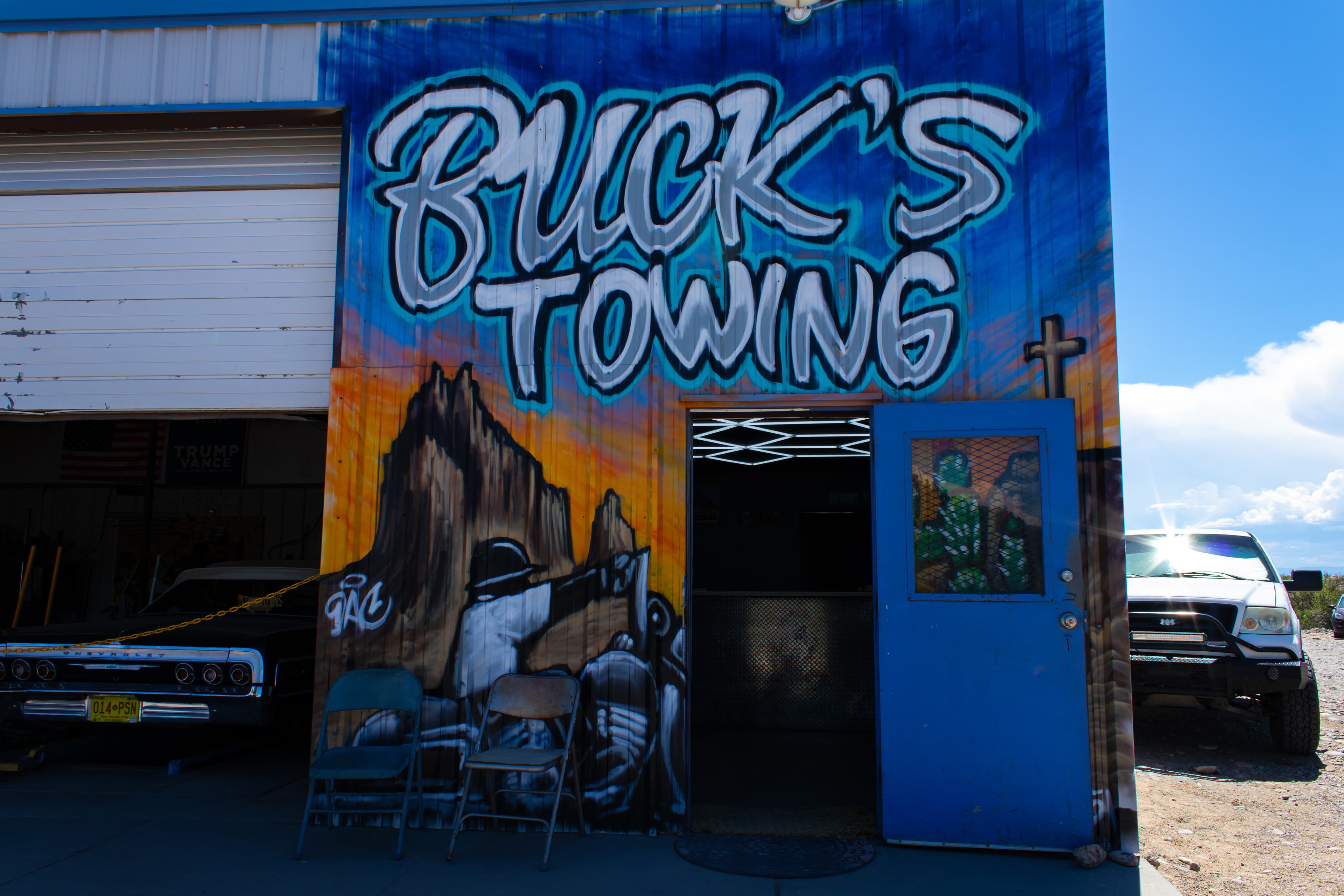 Buck's Towing mural at the Shiprock New Mexico shop